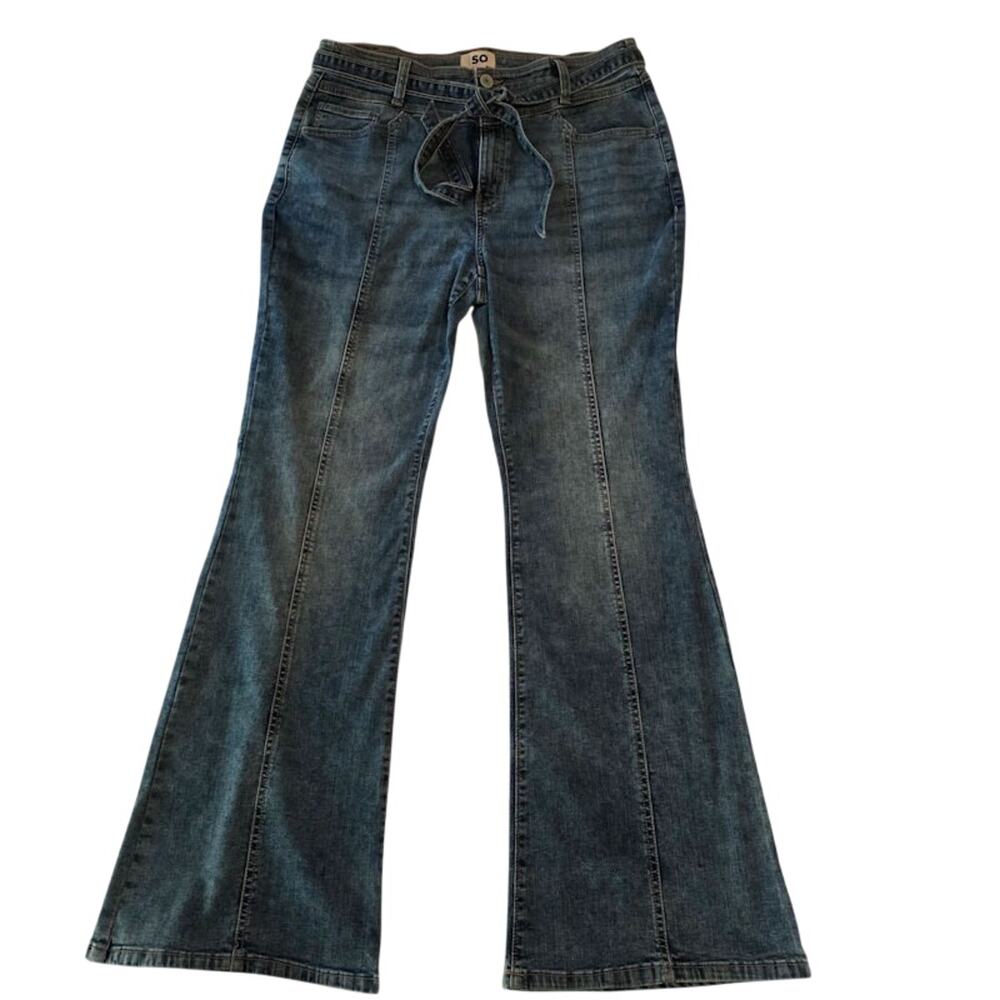 Retro Flared High-Waisted Bleached Denim Jeans 17/33W Belted Cute Summer Denim